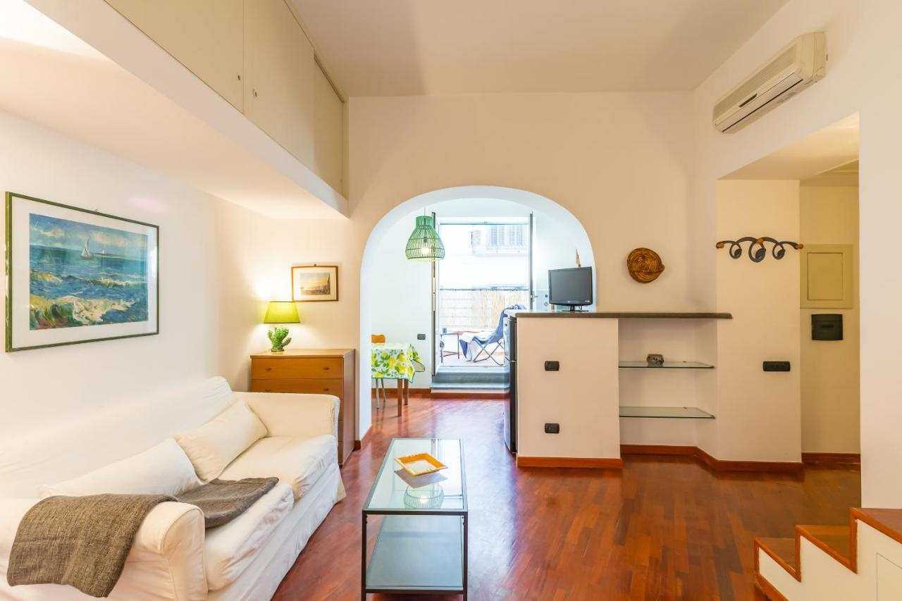 Parthenope's Eye On The Seafront By Napoliapartments * Napoli